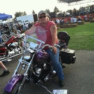 Meet your Posher, Larry